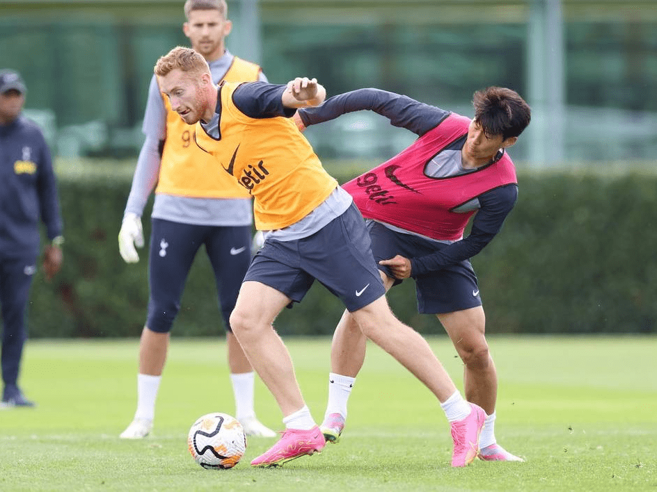 雄鹿最近12场狂输10场，排名跌出东部前十（雄鹿近12战吞10败，东部排名跌出前十）