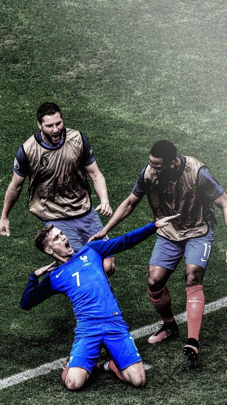 德甲替补戴帽，凯恩是继9分钟5球的莱万之后拜仁第二人（德甲替补戴帽！凯恩成继莱万9分钟五球后拜仁第二人）