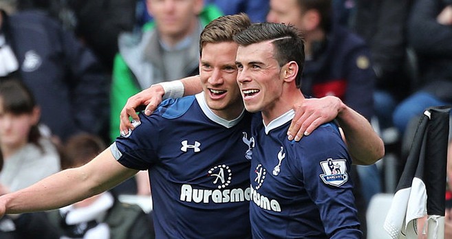 教滑雪也安排上了？还有什么是蔚来驾享小哥不会的吗！（连滑雪教学都包了？蔚来驾享小哥还有什么不会！）