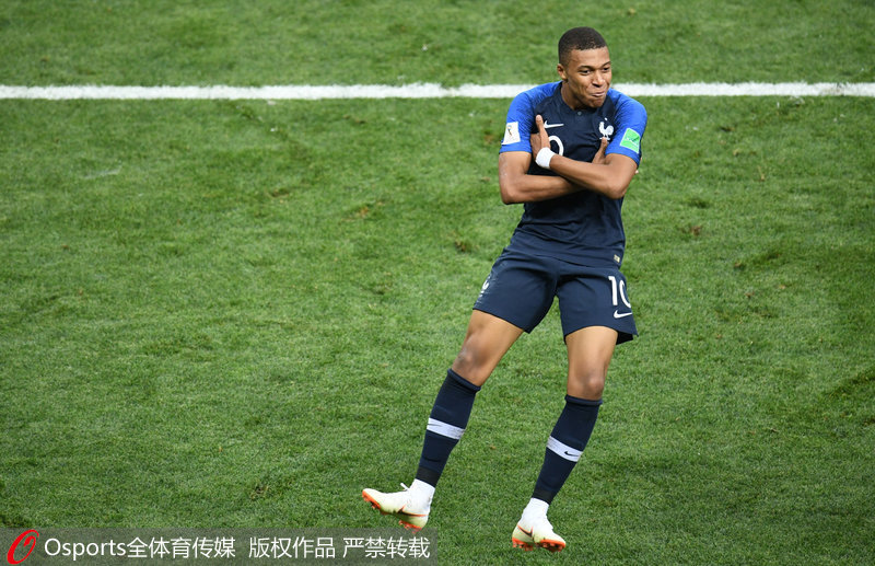 知名装备网站：阿迪达斯将于11月6日发售世界杯球衣，23队谍照泄露（阿迪达斯世界杯球衣将于11月6日开售，23支球队谍照被知名装备网站曝光）