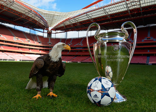 阿莱格里：积分榜前10都挤在一起，我们的目标仍然是重返欧冠（阿莱格里：前十名竞争激烈，我们的目标依旧是重返欧冠）