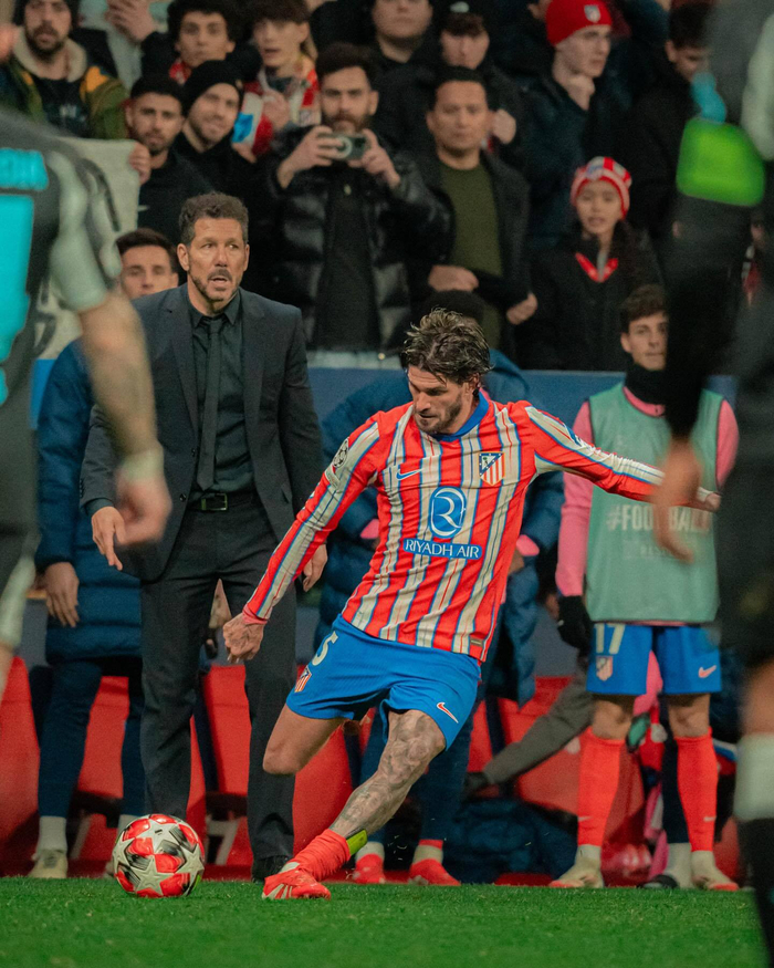 卡恩：近13个赛季德甲拜仁12次夺冠，从长远看这是不健康的（卡恩：拜仁近13季夺12冠，长期垄断不利于德甲健康）