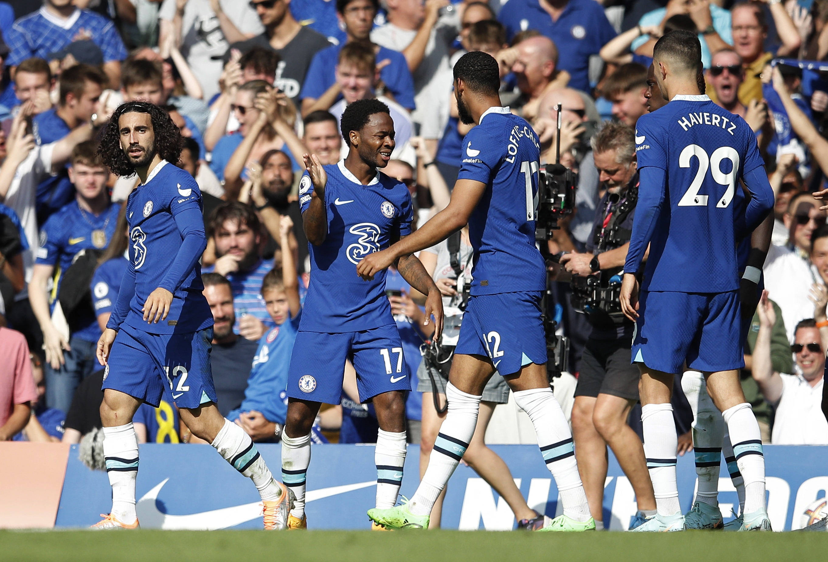 解锁新身份，美女球员艾丽莎-莱曼将成为米兰冬奥会火炬手（艾丽莎·莱曼受邀担任米兰冬奥会火炬手）