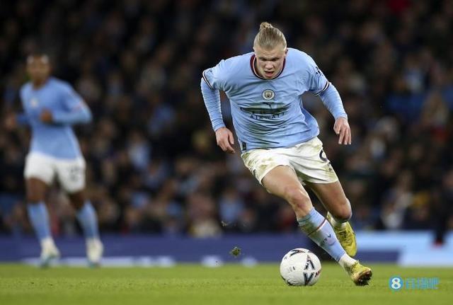 英媒：萨拉赫不太可能会在本周末对布莱顿的联赛里出场（英媒称：萨拉赫周末战布莱顿出场希望渺茫）